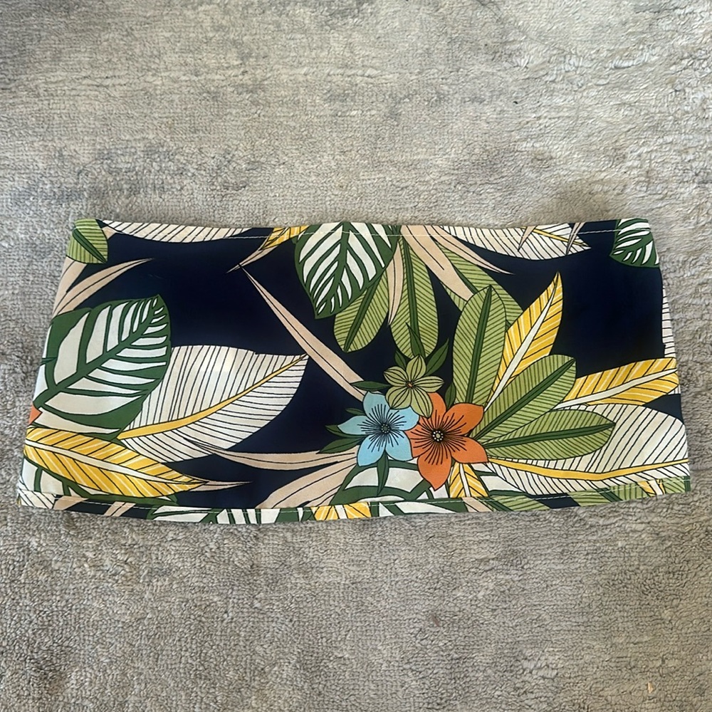 Tropical bandeau top
